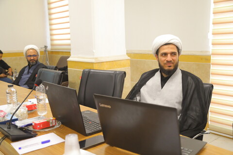 تصاویر/ همایش نخبگانی یاران حبیب "تبیین نقش فعالین تبلیغی اربعین حسینی (ع)" در قم