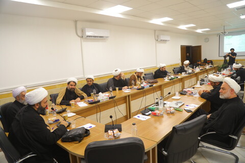 تصاویر/ همایش نخبگانی یاران حبیب "تبیین نقش فعالین تبلیغی اربعین حسینی (ع)" در قم