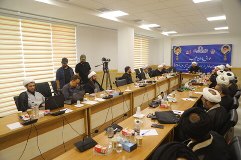 تصاویر/ همایش نخبگانی یاران حبیب "تبیین نقش فعالین تبلیغی اربعین حسینی (ع)" در قم