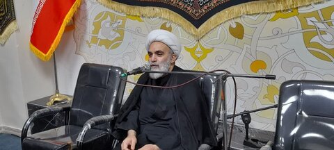 برگزاری جلسه درس اخلاق در دفتر امام جمعه شهرستان شهریار
