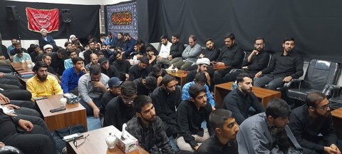 برگزاری جلسه درس اخلاق در دفتر امام جمعه شهرستان شهریار