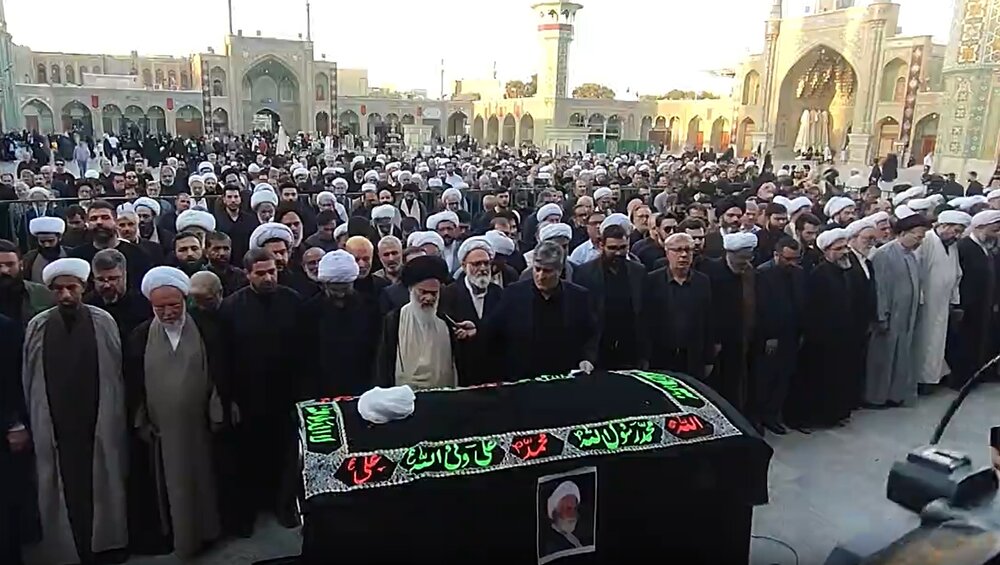فیلم | مراسم تشییع پیکر  آیت الله غلامعلی نعیم آبادی در قم