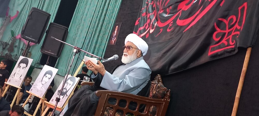 Astan Quds Razavi Chief: Islamic Unity Will Thwart Enemy Conspiracies