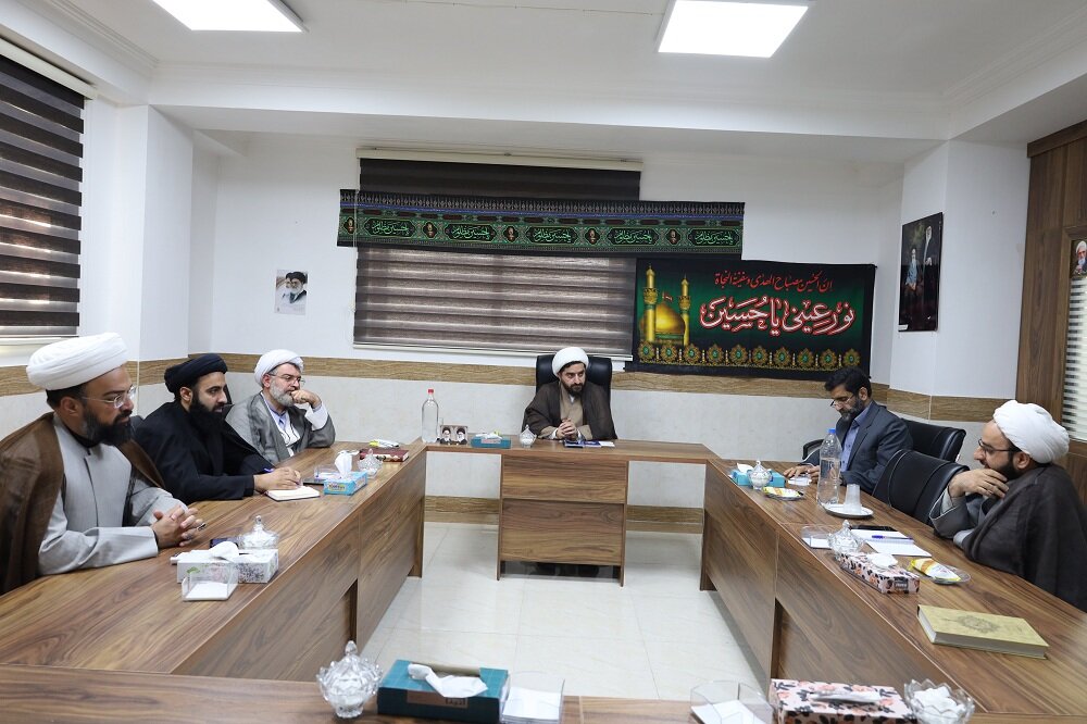 حوزه امروز مسئول تربیت مجاهد فرهنگی مهذب است