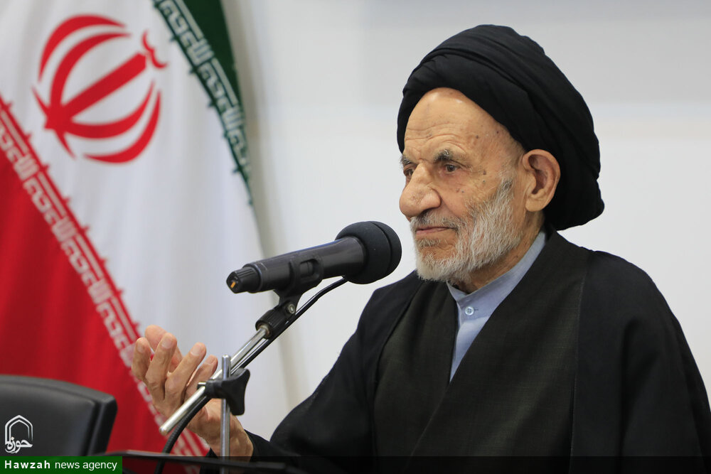 نماز جمعه سنگ‌بنای تمدن نوین اسلامی و تحقق عدالت است