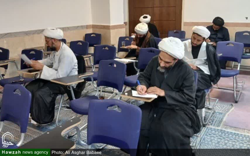 مرحله کتبی آزمون اساتید حوزه علمیه استان یزد برگزار شد+عکس