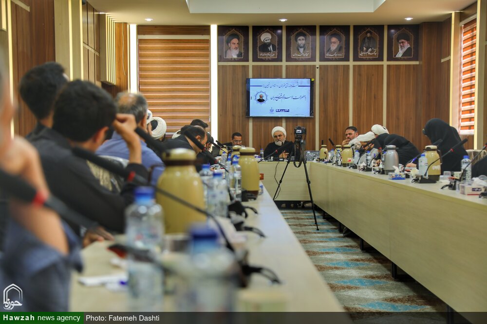 پیشگامان رسانه دالعباده