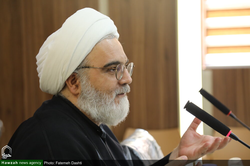 پیشگامان رسانه دالعباده