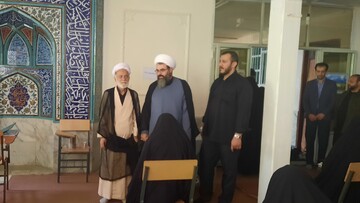 آزمون سطوح مختلف حوزه علمیه خواهران استان مرکزی برگزار شد