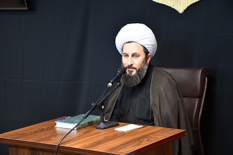 تصاویر/ نشست تبیینی «جنگ تحمیلی ۱۲ روزه» در دفتر امام جمعه خوی