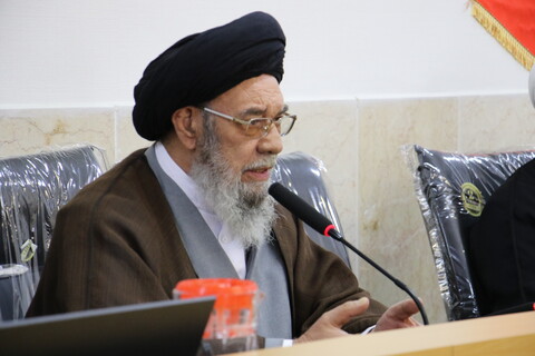 تصاویر| نشست مدیران مدارس علمیه  با مدیر و معاونان مرکزمدیریت حوزه علمیه اصفهان