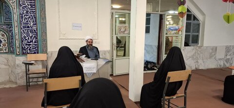 تصاویر/برگزاری آزمون ورودی حوزه‌های علمیه خواهران در مدرسه علمیه الزهرا اراک