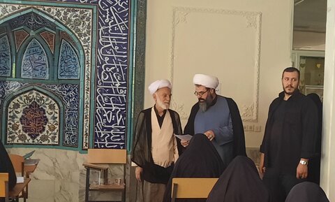 تصاویر/برگزاری آزمون ورودی حوزه‌های علمیه خواهران در مدرسه علمیه الزهرا اراک