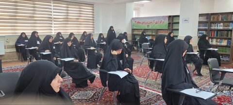 تصاویر/برگزاری آزمون ورودی سطح ۳ سال تحصیلی ۱۴۰۵_۱۴۰۴ در موسسه آموزش عالی ریحانة النبی اراک