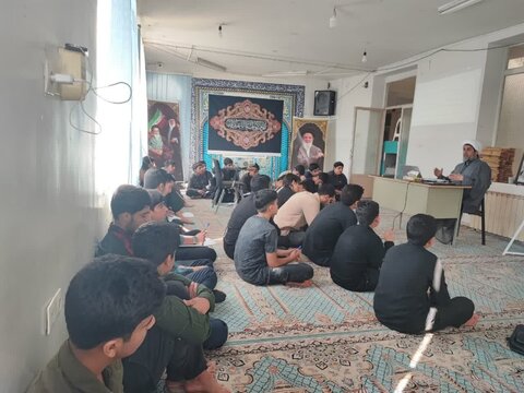 تصاویر/ اردوی میثاق طلبگی طلاب جدیدالورود در مدرسه علمیه حضرت ولیعصر(ع) قمصر کاشان