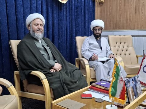 تصاویر/ نشست خبری خبرنگاران با امام جمعه آران وبیدگل