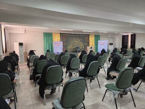 برگزاری آزمون ورودی سطح سه و سطح چهار حوزه علمیه خواهران در بوشهر به روایت تصویر