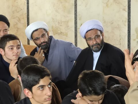 تصاویر/ حضور آیت الله اعرافی در اردوی طلاب مدرسه علمیه جهانگیرخان قم در مدرسه علمیه الغدیر نراق