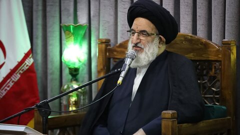 مجمع ماهیانه قرآنیان البرز با حضور نماینده ولی فقیه در البرز
