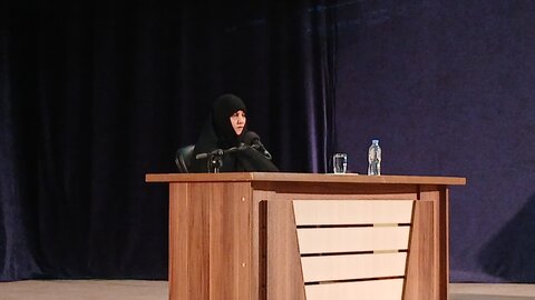 زن در قرآن، کنشگر عرصههای اجتماعی، سیاسی و الهی است