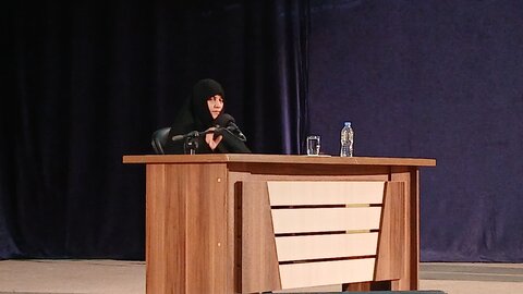 زن در قرآن، کنشگر عرصههای اجتماعی، سیاسی و الهی است