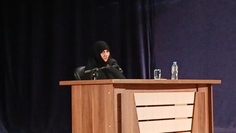 زن در قرآن، کنشگر عرصههای اجتماعی، سیاسی و الهی است