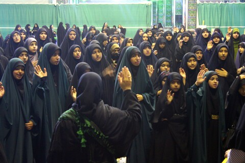 تصاویر/ محفل عزاداری دخترانه شهر کرمان