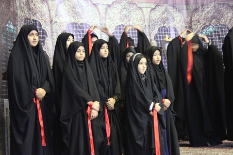 تصاویر/ محفل عزاداری دخترانه شهر کرمان