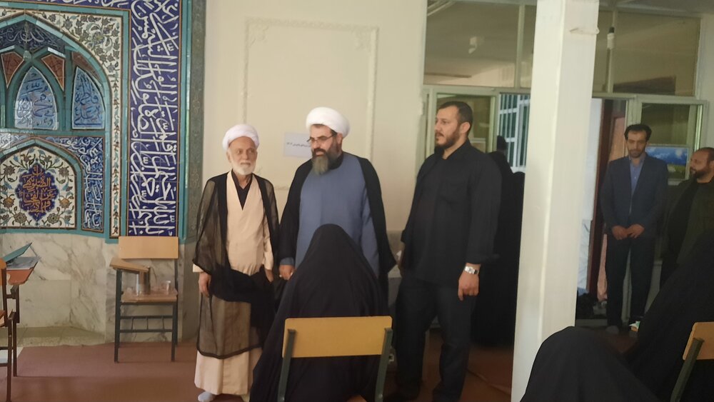 تقدیر نماینده ولی فقیه در استان مرکزی از رشد چشمگیر حوزه‌های علمیه خواهران