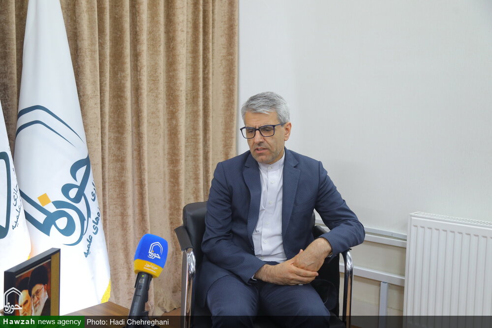 سردار نائینی فرمانده ای کم نظیر در عرصه دیپلماسی و میدان مقاومت بود