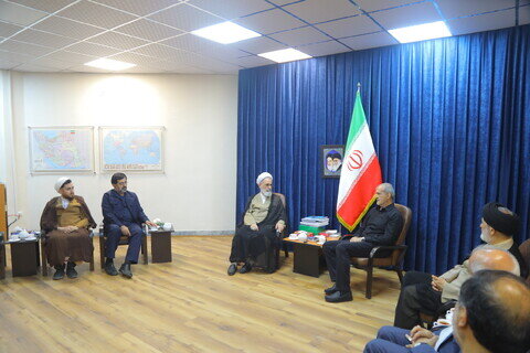 Imágenes / Encuentro del Presidente con el Director de los Seminarios Islámicos