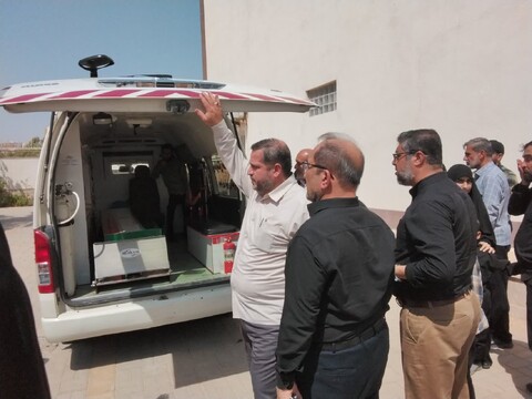 تصاویر/ شهید ایمان قائدی در آغوش خانواده