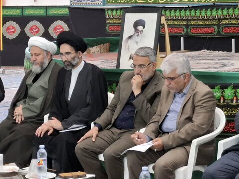 تصاویر/دومین جلسه شورای اداری شهرستان آران و بیدگل همزمان با گرامی داشت پنجم مرداد