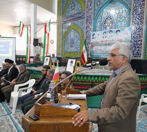 تصاویر/دومین جلسه شورای اداری شهرستان آران و بیدگل همزمان با گرامی داشت پنجم مرداد