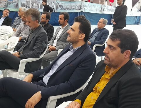 تصاویر/دومین جلسه شورای اداری شهرستان آران و بیدگل همزمان با گرامی داشت پنجم مرداد