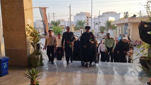 تصاویر/ تجدید میثاق امام جمعه گناوه با آرمان‌های شهدا