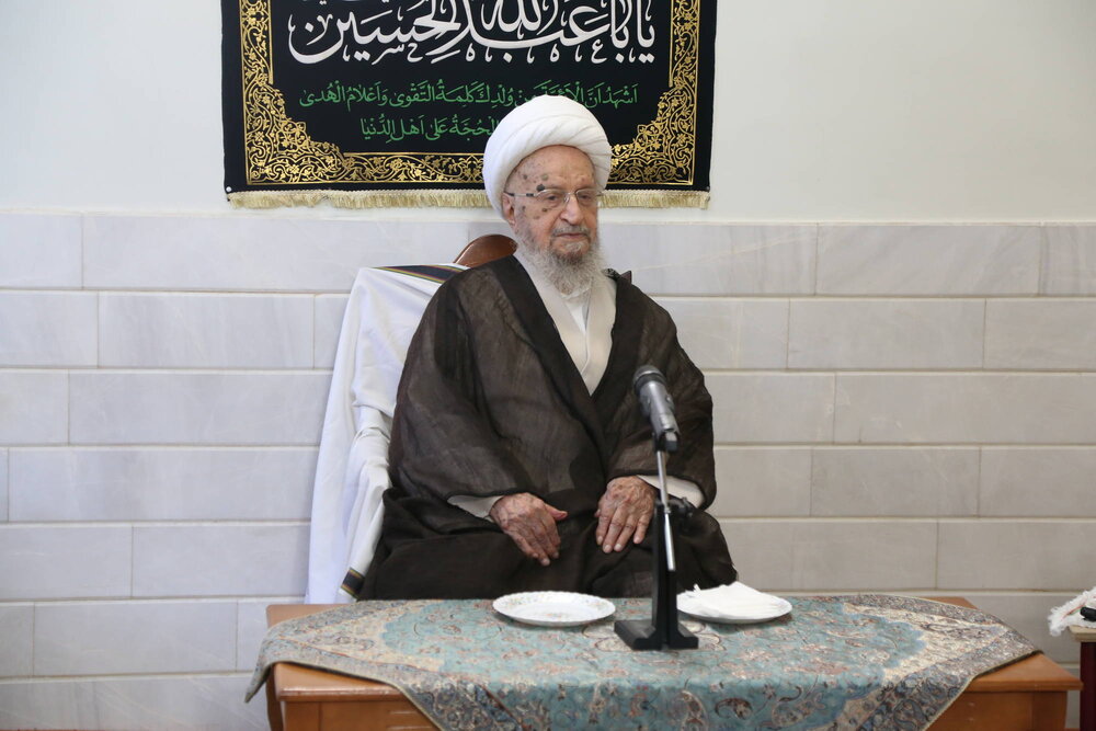 دیدار رئیس جمهور با آیت الله العظمی مکارم شیرازی