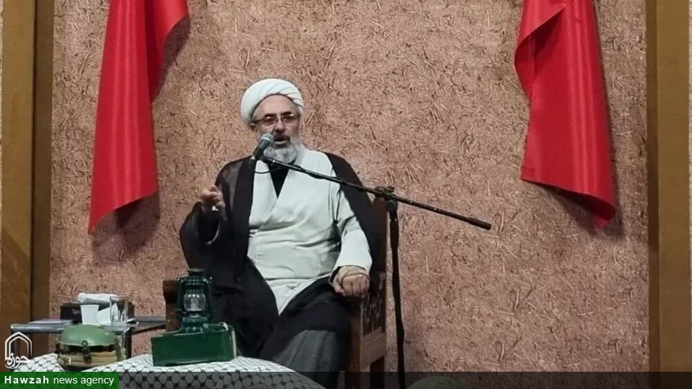 رزمندگان ما با تکیه بر فرهنگ عاشورایی هرگز از دشمن نترسیدند