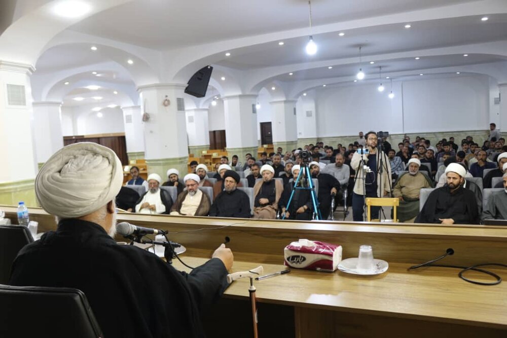 कर्बला इमाम हुसैन (अ) द्वारा कुरान और सुन्नत की रक्षा के लिए एक युद्ध थाः हुज्जतुल इस्लाम गुलाम अब्बास रईसी