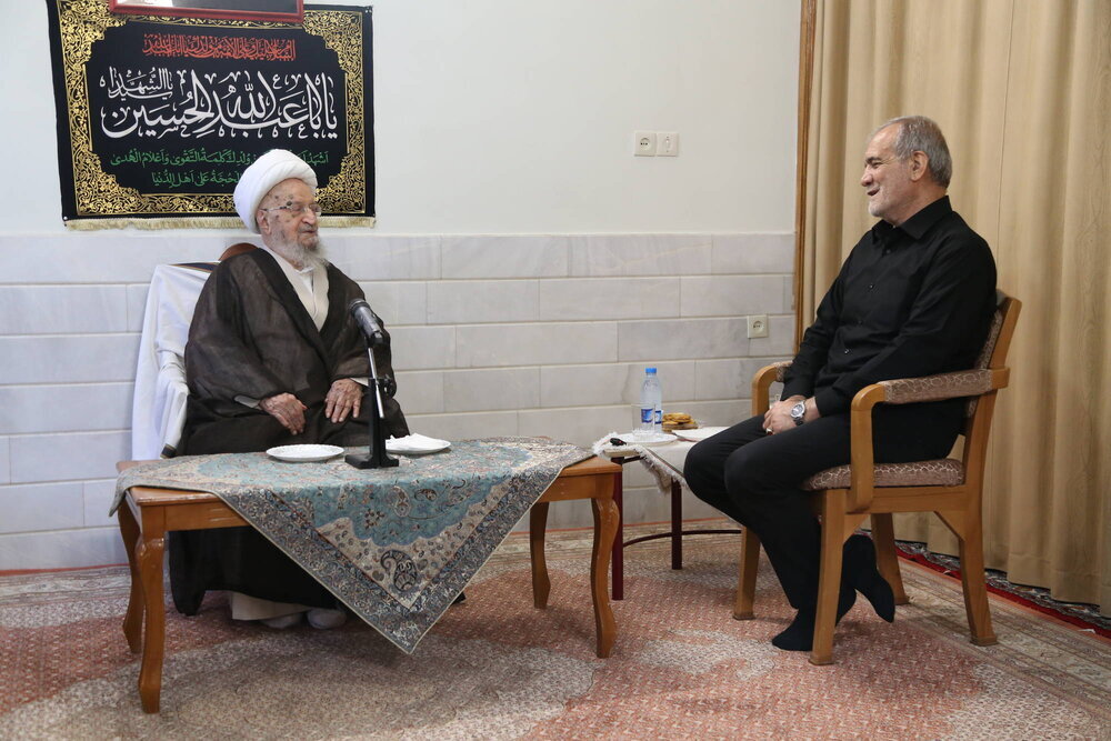 Ayatollah Makarem Shirazi: Zionist Aggression Strengthened National Unity