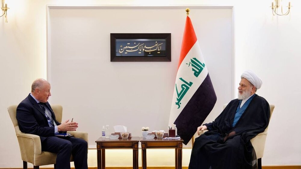 الشيخ حمودي للسفير الاسترالي لدى العراق: الحشد الشعبي نقطة توازن واستقرار