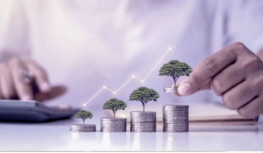 احکام شرعی | آیا سود حاصل از معاملات سهام در بورس مشمول خمس می‌شود؟