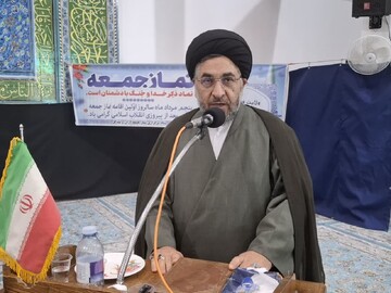 نماز جمعه جایگاه ولایت و تقویت نظام است
