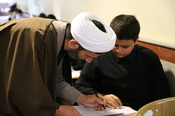 تصاویر/ آزمون ورودی حوزه‌ علمیه در آذربایجان شرقی