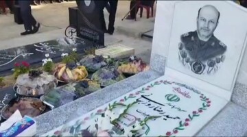 فیلم | مراسم چهلم شهید پاسدار حمیدرضا روزبهانی در گلزار شهدای اشترینان