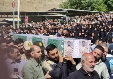 تشییع پیکر شهید مرزبان لرستانی در خرم آباد