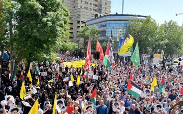 خروش مردم مشهد(ع) علیه محاصره غزه/ از صف نماز تا سیل اعتراض