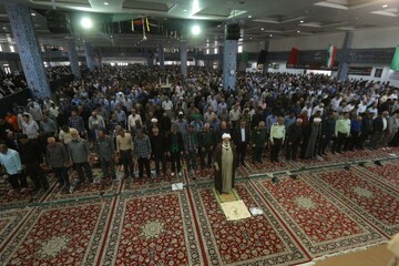 تصاویر/ اقامه نماز جمعه بیرجند