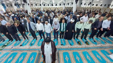 تصاویر/ نمازجمعه شهر جم و تقدیر از خادمین نماز