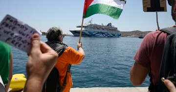 گردشگران اسرائیلی نتوانستند به دلیل اعتراضات مردم محلی از جزیره یونانی بازدید کنند